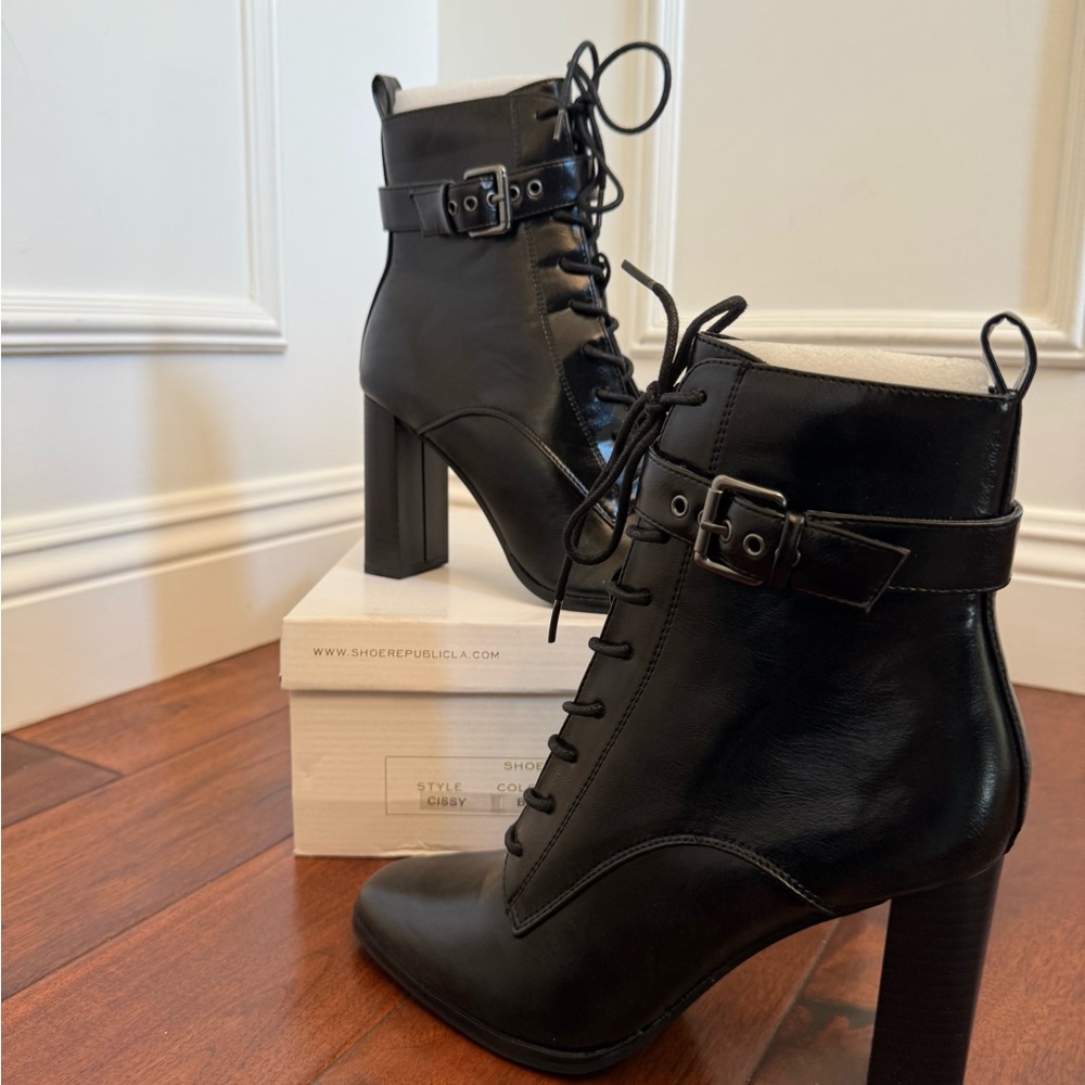 Shoe Republic LA Black Lace-Up Boots